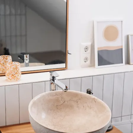 Apartment Vogelnest - Gemütlich Und Klimatisiert - Perfekt Zum Abschalten! Nordheim (Baden-Wurttemberg)